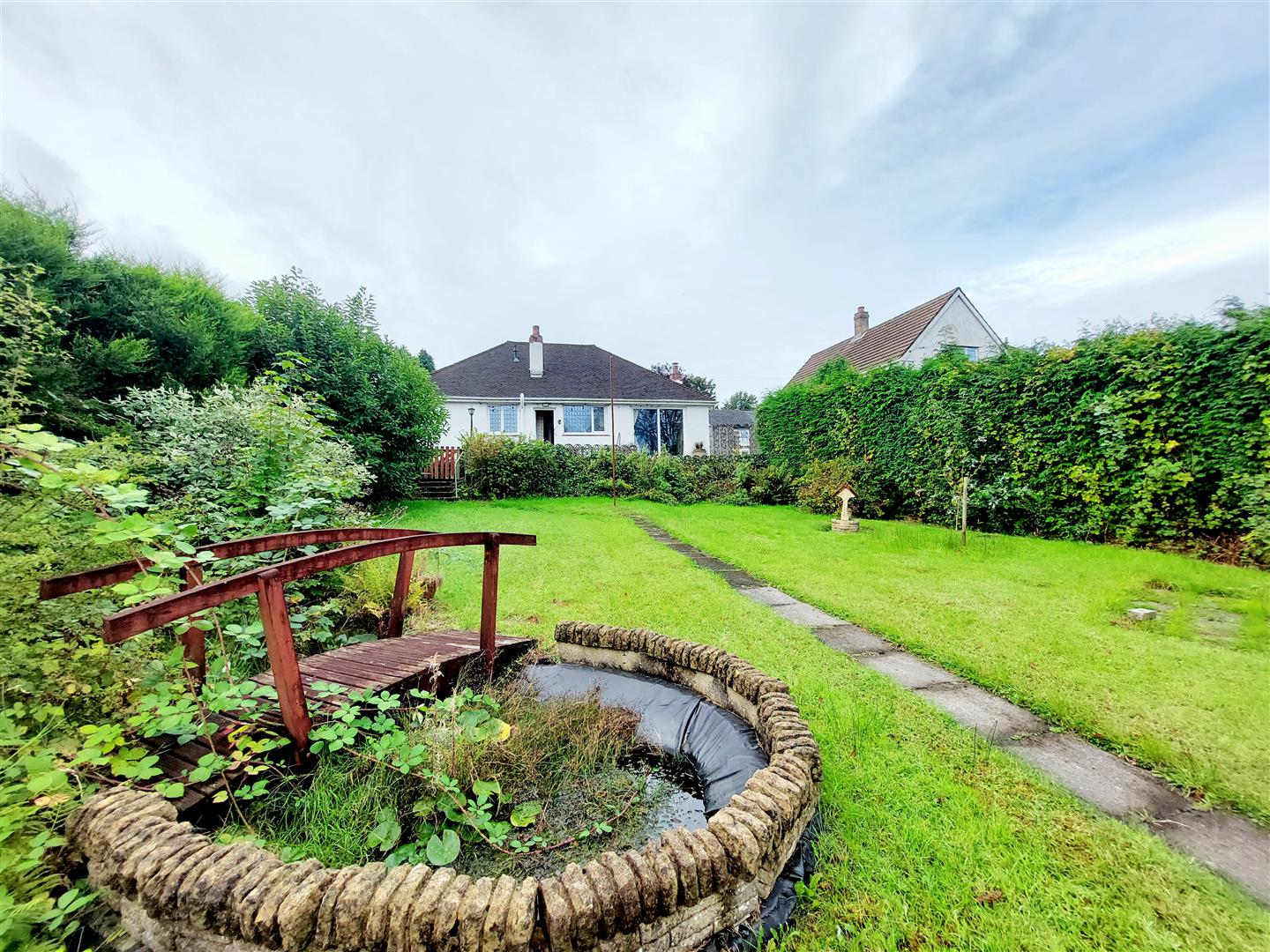 Victoria Road, Waunarlwydd, Swansea, SA5 4SX